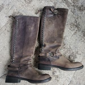 Steve Madden distressed leather boots